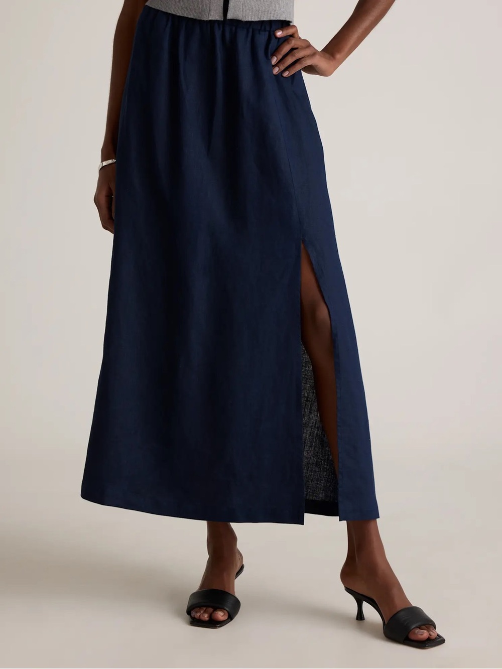 NWOT Quince 100% European Linen Maxi Skirt Deep Navy w/ Pockets Sz M